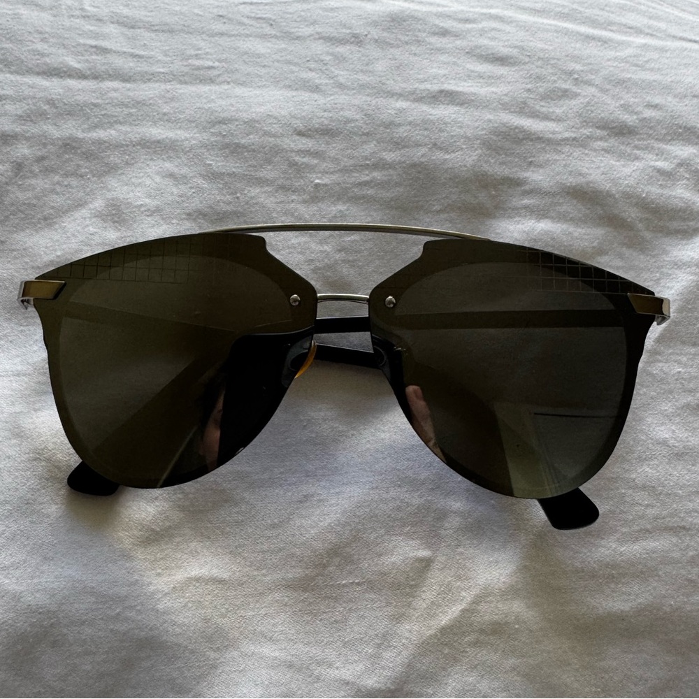 Christian Dior "Reflected P" sunglasses - Picture 3 of 13